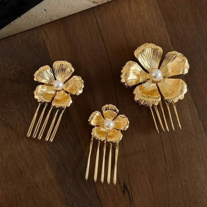 Timeless Pearl & Floral Hair Clip
